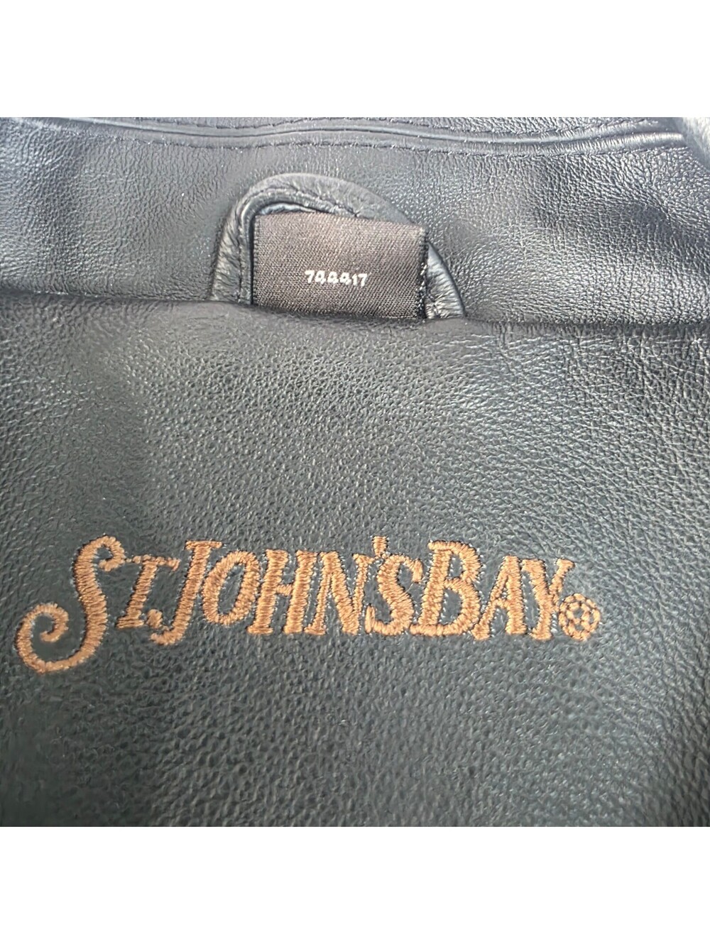 NWOT - Perfect condition, St. John's Bay authentic leather jacket - Picture 9 of 9